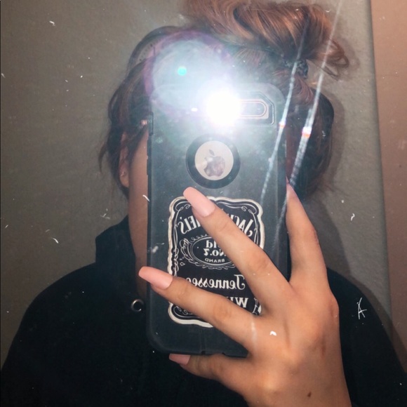 Meet your Posher, Taylor - Picture 1 of 1